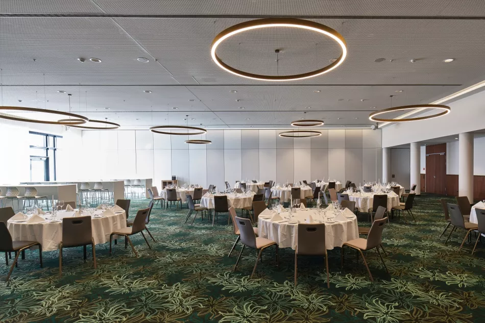 Mövenpick Hotel Stuttgart Messe & Congress am Flughafen, Stuttgart
